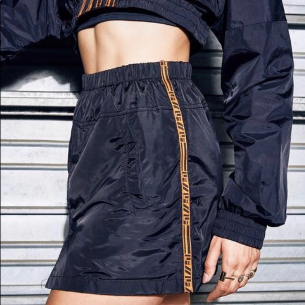 LF orange tape windbreaker skirt NEW w/TAG